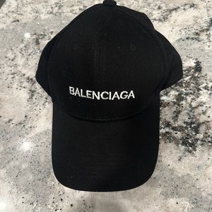 Balenciaga black logo hat!